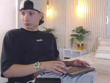 Chaturbate Best Webcam of enzo_steel