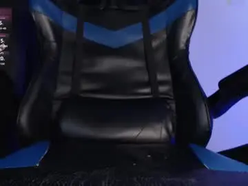 Chaturbate Nude Webcam of liam_ruiz_