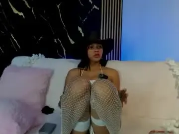 Chaturbate Private Sex Chat of kira_queeen