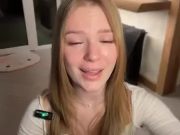 Chaturbate Live Porn of cyberl0ve_