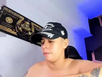 Chaturbate Live Sex Cam of abbysmiitth_