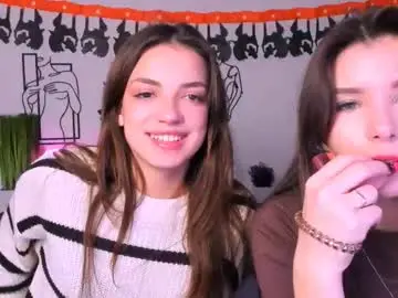 Chaturbate Live Sex Cam of lily_morty