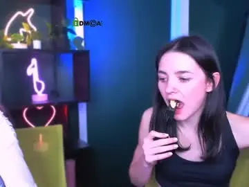 Chaturbate Live Sex Cam of lily_morty