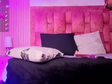 Chaturbate Free Porn Cam of goldilockss15