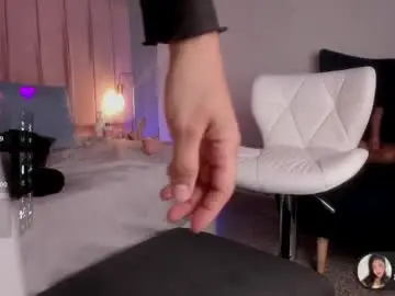 Chaturbate Free Live Porn of agatha_jener