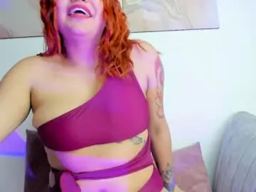 Chaturbate Live Sex Cam of pamelaqueen_1