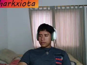 Chaturbate Free Porn Cam of sharky_g