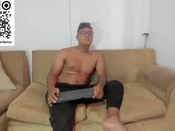 Chaturbate Free Live Porn of darren_hot