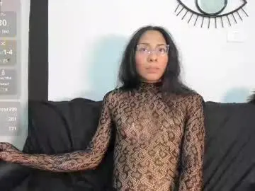 Chaturbate Watch Live Sex Cams of emilygomezz