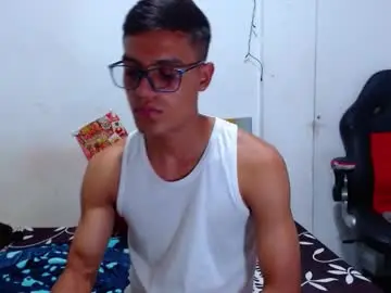 Chaturbate Live Porn of lion_grr