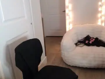 Chaturbate Watch Live Sex Cams of papijakey