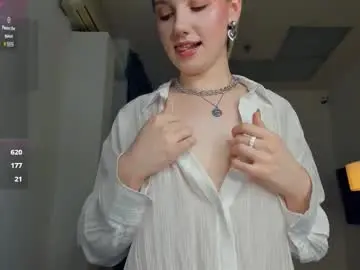 Chaturbate Nude Webcam of nakishacroshaw