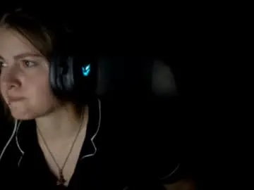 Chaturbate Adult Webcam of velvet_twist_drip_meow