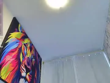 Chaturbate Live Sex Cam of cami_roos07