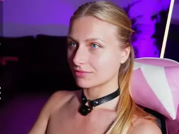 Chaturbate Nude Webcam of crystal_blond