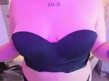 Chaturbate Best live sex cam show of lizzy_b_