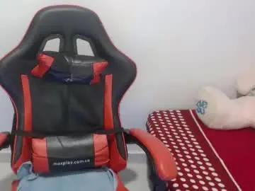 Chaturbate Live Sex Cam of natachaprinss22