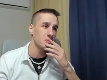 Chaturbate Live Sex Cam of axl_fx