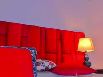 Chaturbate Live Sex Cam of emy_colee