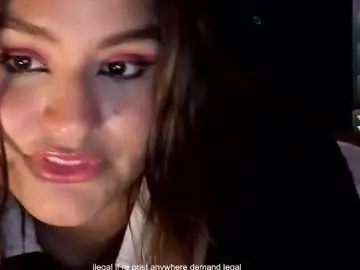 Chaturbate Live Sex Cam of lauralei_01