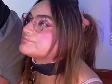 Chaturbate Watch Live Sex Cams of lauralei_01