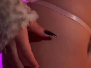 Chaturbate Sex Chat of little_vel