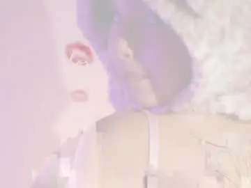 Chaturbate Adult Webcam of little_vel