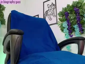 Chaturbate Live Sex Cam of sheila_bigcok