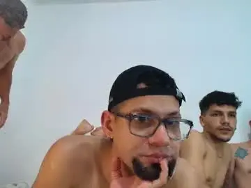 Chaturbate Sex Chat of benjamin613999