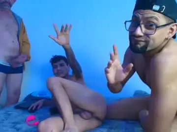 Chaturbate Watch Live Sex Cams of benjamin613999