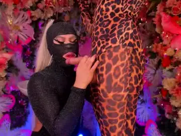 Chaturbate Live Sex Cam of spicysluts