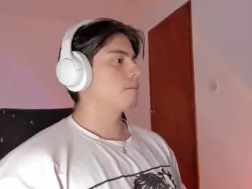 Chaturbate Free Live Porn of gio_russo