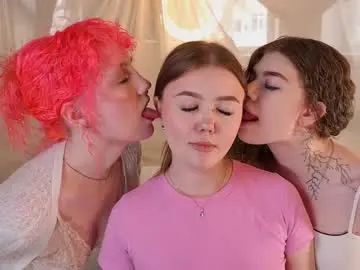 Chaturbate Live Porn of lookatmehabibi_