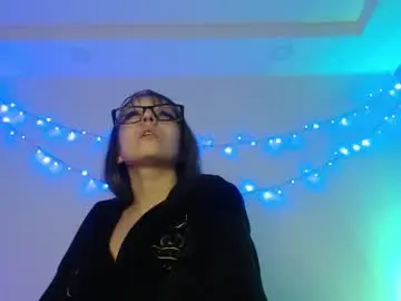 Chaturbate Best live sex cam show of maddy_14
