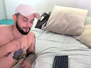 Chaturbate Live Sex Cam of chloe_johnson_1