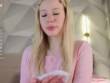 Chaturbate Private Sex Chat of waki_fuckie