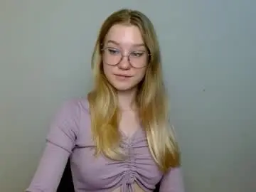 Chaturbate Nude Webcam of abbymoore__