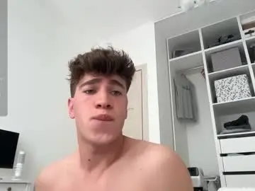 Chaturbate Free Porn Cam of evan_white_