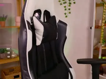 Chaturbate Live Sex Cam of lilcatalia