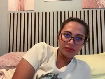 Chaturbate Watch Live Sex Cams of katiefrox_