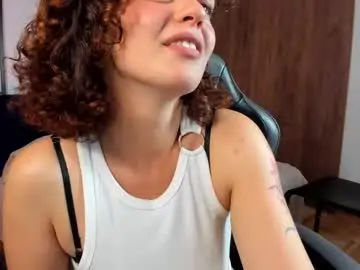Chaturbate Watch Live Sex Cams of curly_vixen
