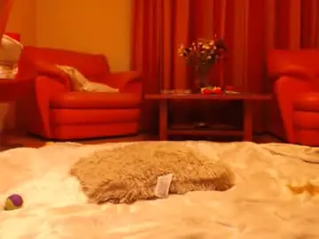 Chaturbate Live Sex Cam of andrasweetie