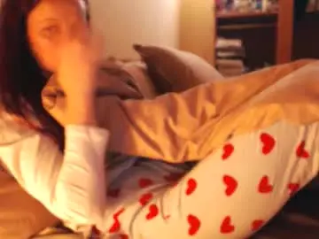 Chaturbate Sex Cam of andrasweetie