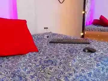 Chaturbate Nude Webcam of game_with_lesbians