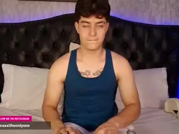 Chaturbate Adult Video Chat of maxxicruz