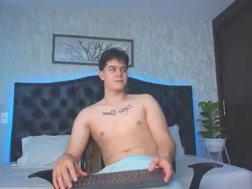 Chaturbate Nude Webcam of maxxicruz