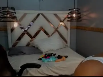 Chaturbate Sex Cam of nahomi_tyler