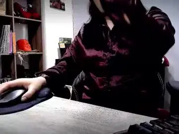 Chaturbate Live Sex Cam of scarlett_sen