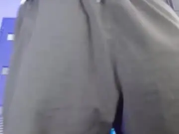 Chaturbate Live Sex Cam of yourfavorite_bigclit