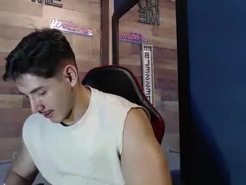 Chaturbate Nude Webcam of jonathancast08